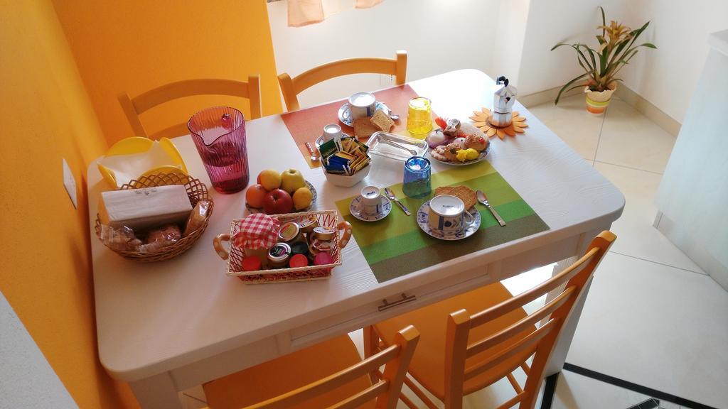 B&B Sa Zodia Guest House Bitti Bagian luar foto