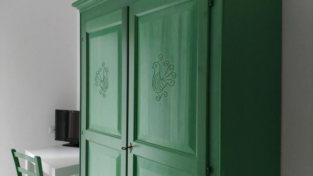 B&B Sa Zodia Guest House Bitti Ruang foto