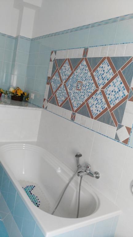 B&B Sa Zodia Guest House Bitti Bagian luar foto