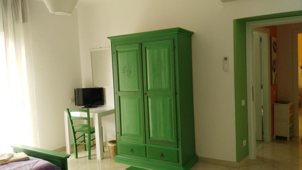 B&B Sa Zodia Guest House Bitti Ruang foto