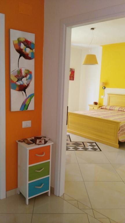 B&B Sa Zodia Guest House Bitti Ruang foto