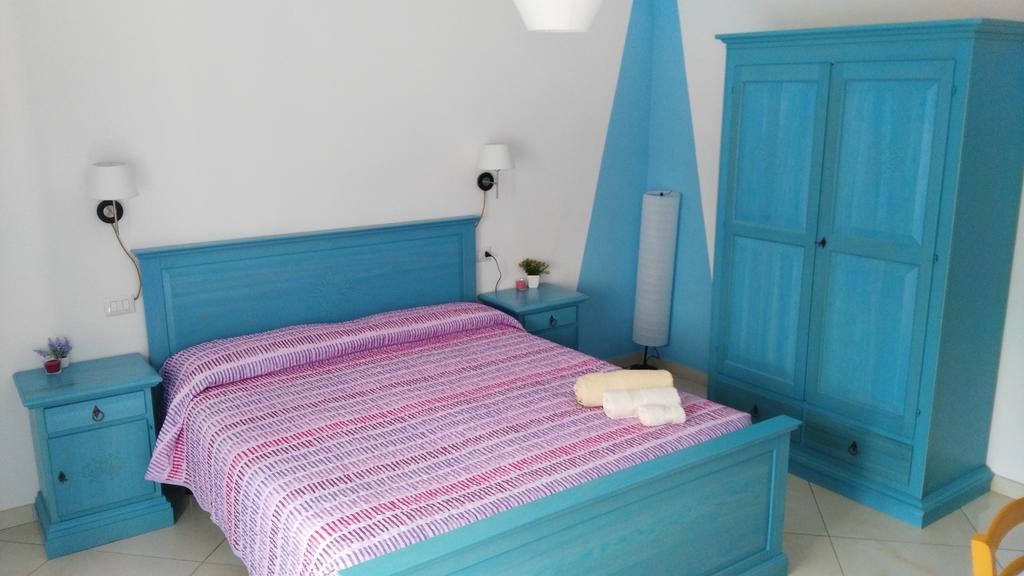 B&B Sa Zodia Guest House Bitti Bagian luar foto