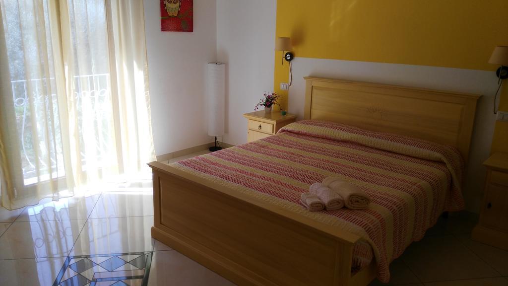 B&B Sa Zodia Guest House Bitti Bagian luar foto