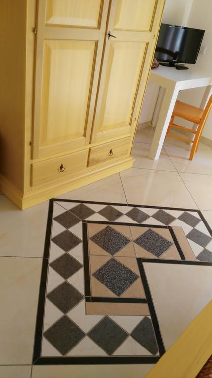 B&B Sa Zodia Guest House Bitti Bagian luar foto