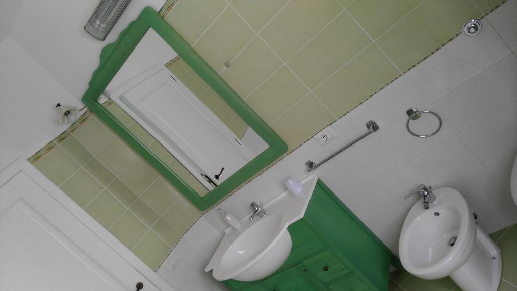 B&B Sa Zodia Guest House Bitti Bagian luar foto